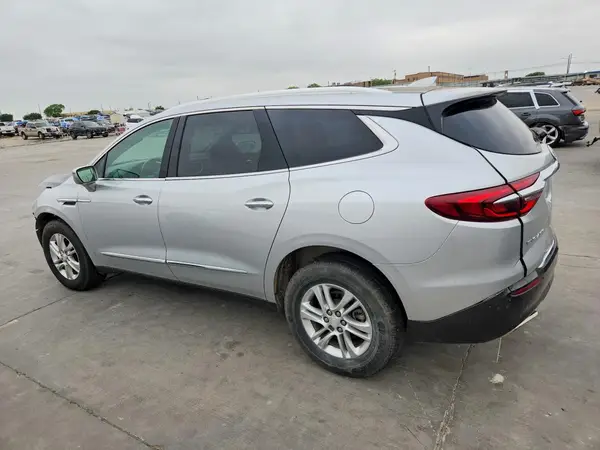 5GAERBKW6LJ110611 2020 BUICK ENCLAVE - Image 2