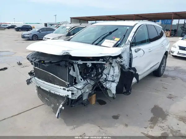 5GAERBKW6NJ113463 2022 BUICK ENCLAVE - Image 2