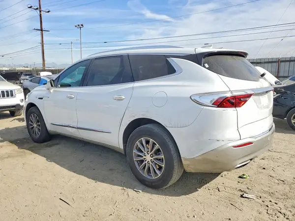 5GAERBKW6NJ181083 2022 BUICK ENCLAVE - Image 2