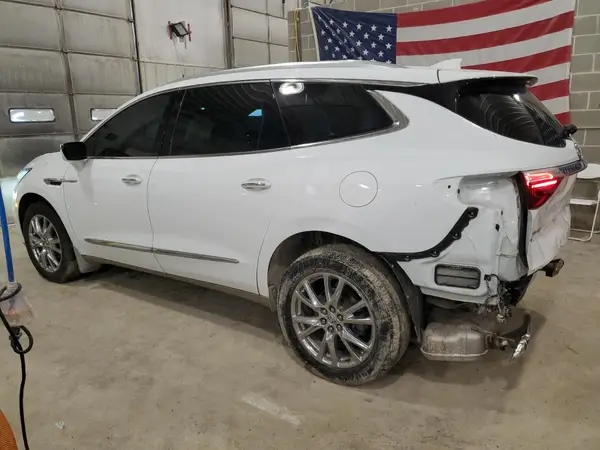 5GAERBKW6PJ107925 2023 BUICK ENCLAVE - Image 2