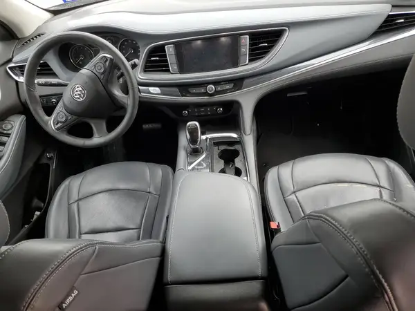 5GAERBKW7JJ125728 2018 BUICK ENCLAVE - Image 8