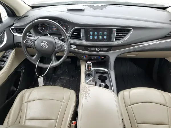 5GAERBKW7JJ128998 2018 BUICK ENCLAVE - Image 8