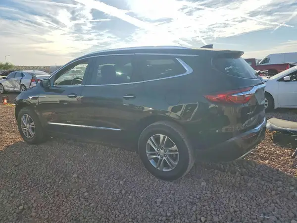 5GAERBKW7JJ159300 2018 BUICK ENCLAVE - Image 2