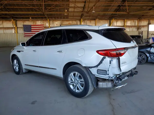 5GAERBKW7JJ212755 2018 BUICK ENCLAVE - Image 2