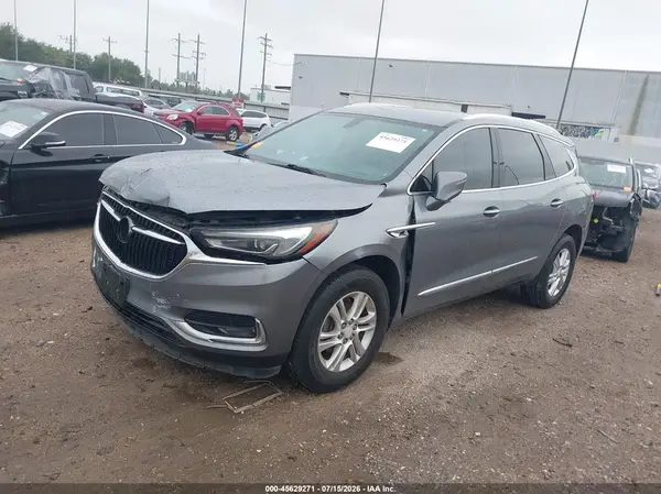 5GAERBKW7JJ268985 2018 BUICK ENCLAVE - Image 2
