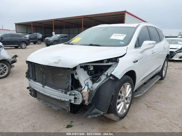 5GAERBKW7LJ161762 2020 BUICK ENCLAVE - Image 2