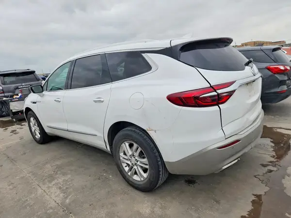 5GAERBKW7MJ211237 2021 BUICK ENCLAVE - Image 2