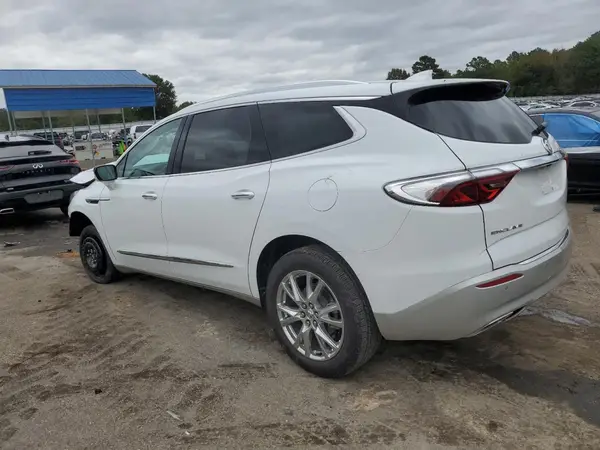 5GAERBKW7PJ166496 2023 BUICK ENCLAVE - Image 2