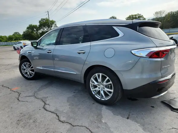 5GAERBKW7PJ178163 2023 BUICK ENCLAVE - Image 2