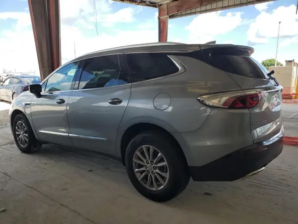 5GAERBKW7PJ205457 2023 BUICK ENCLAVE - Image 2