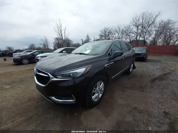 5GAERBKW8JJ142554 2018 BUICK ENCLAVE - Image 2