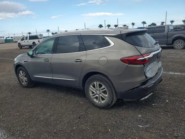 5GAERBKW8JJ158060 2018 BUICK ENCLAVE - Image 2