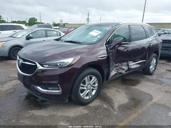 5GAERBKW8JJ168913 2018 BUICK ENCLAVE - Image 2