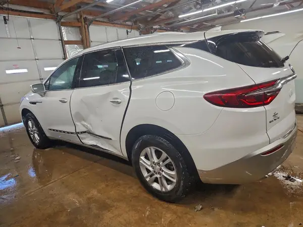 5GAERBKW8JJ211212 2018 BUICK ENCLAVE - Image 2
