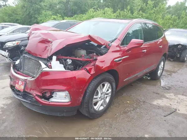 5GAERBKW8JJ215065 2018 BUICK ENCLAVE - Image 2