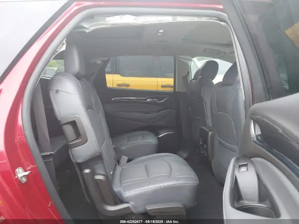 5GAERBKW8JJ215065 2018 BUICK ENCLAVE - Image 8