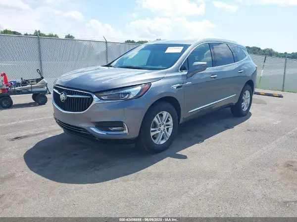 5GAERBKW8JJ239544 2018 BUICK ENCLAVE - Image 2