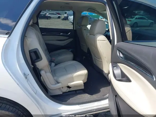 5GAERBKW8JJ281258 2018 BUICK ENCLAVE - Image 8