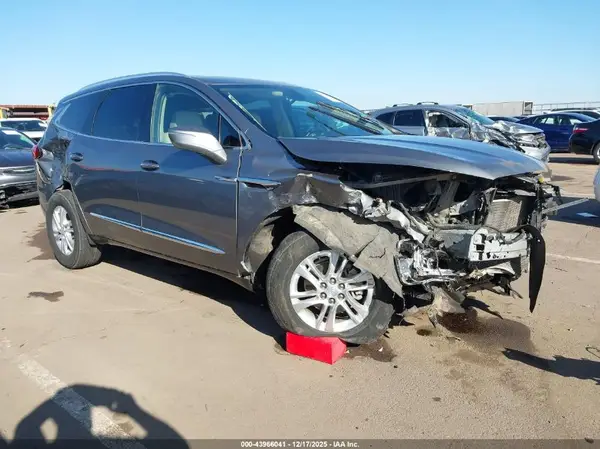 5GAERBKW8KJ180996 2019 BUICK ENCLAVE - Image 1