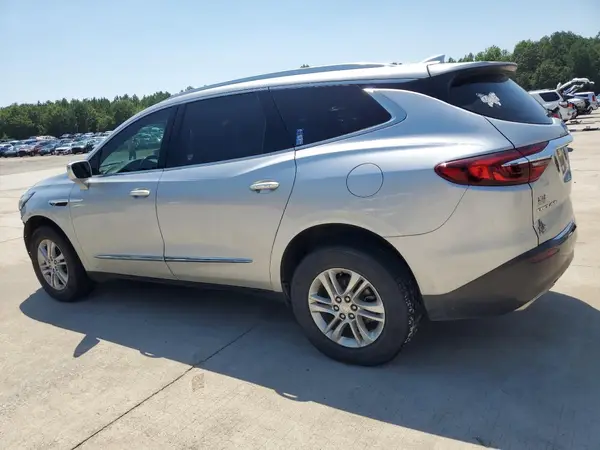 5GAERBKW8LJ134988 2020 BUICK ENCLAVE - Image 2