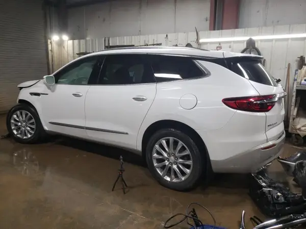 5GAERBKW8LJ322278 2020 BUICK ENCLAVE - Image 2