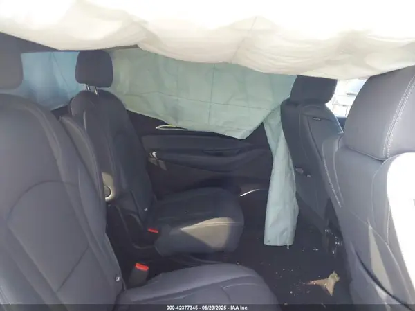 5GAERBKW8MJ260284 2021 BUICK ENCLAVE - Image 8