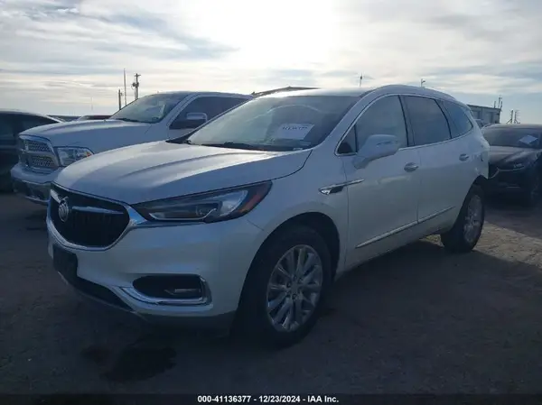 5GAERBKW8MJ269504 2021 BUICK ENCLAVE - Image 2