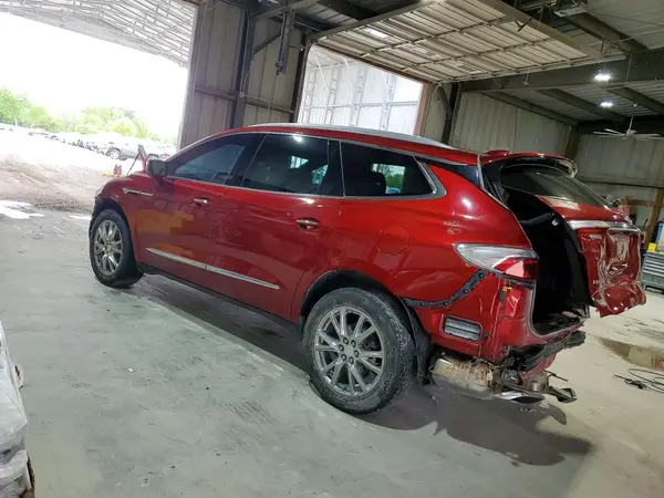 5GAERBKW8NJ165919 2022 BUICK ENCLAVE - Image 2