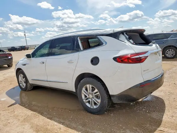 5GAERBKW9JJ228522 2018 BUICK ENCLAVE - Image 2