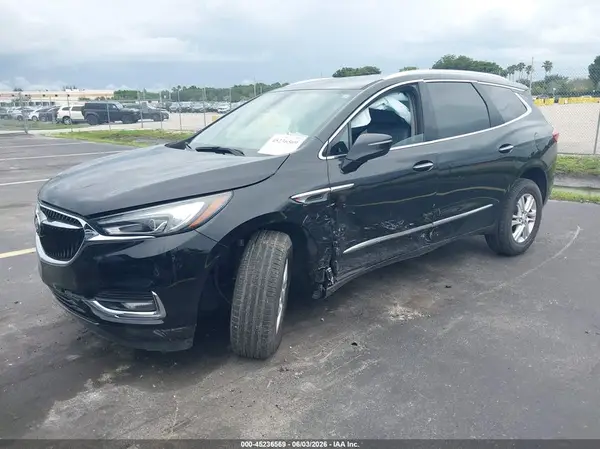 5GAERBKW9JJ273606 2018 BUICK ENCLAVE - Image 2