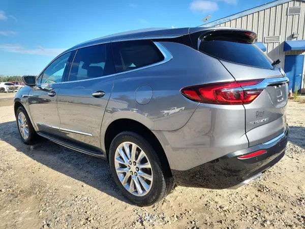5GAERBKW9LJ227776 2020 BUICK ENCLAVE - Image 2