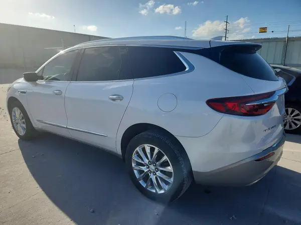 5GAERBKW9MJ256793 2021 BUICK ENCLAVE - Image 2
