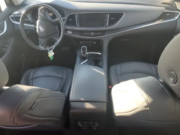 5GAERBKW9MJ264490 2021 BUICK ENCLAVE - Image 8