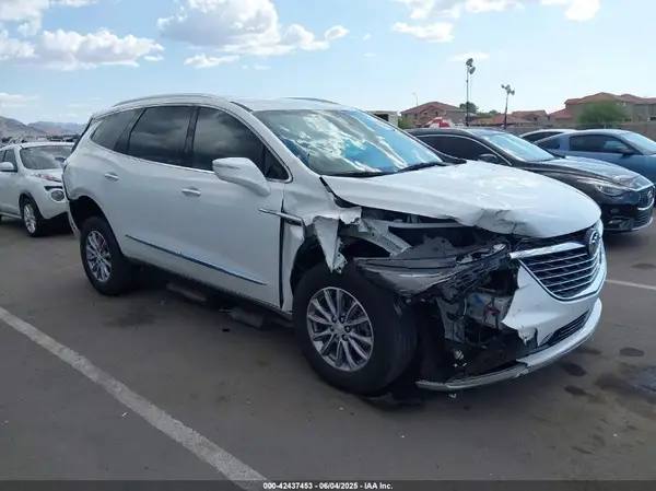 5GAERBKW9NJ170854 2022 BUICK ENCLAVE - Image 1