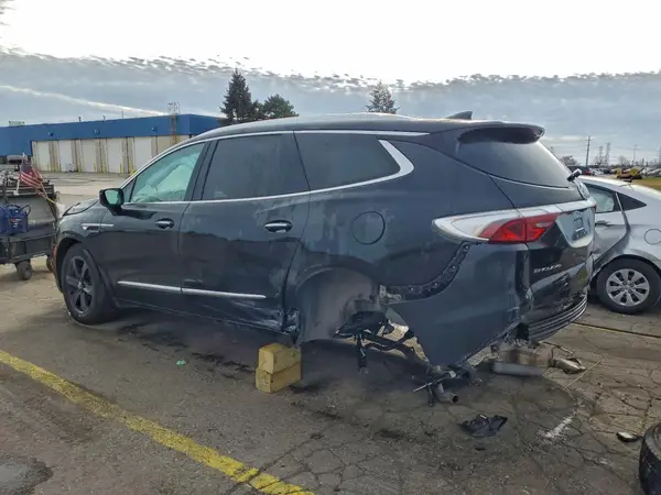 5GAERBKW9RJ121448 2024 BUICK ENCLAVE - Image 2