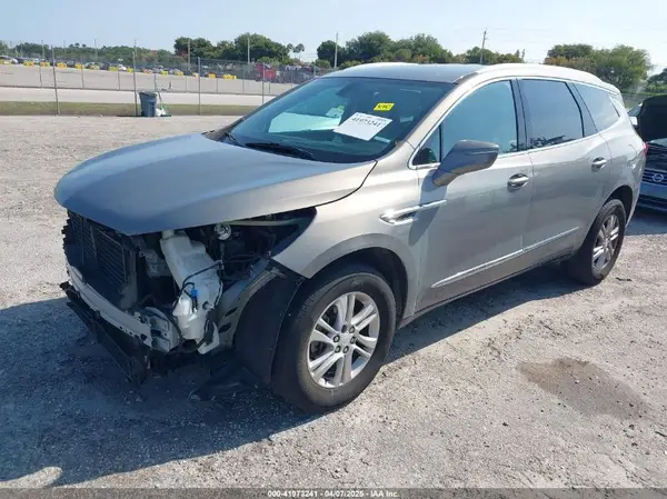 5GAERBKWXJJ140966 2018 BUICK ENCLAVE - Image 2