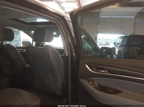 5GAERBKWXJJ169707 2018 BUICK ENCLAVE - Image 8