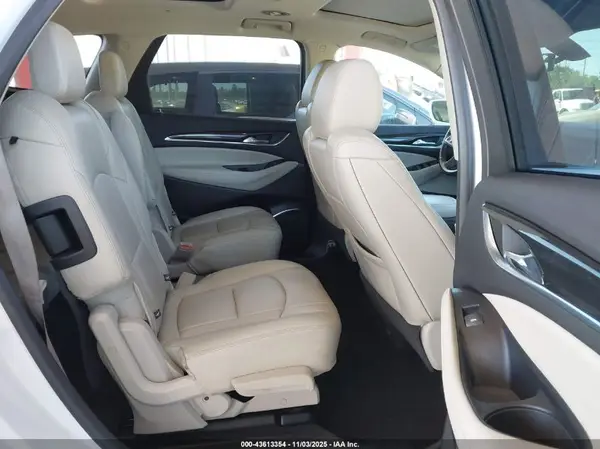 5GAERBKWXJJ187608 2018 BUICK ENCLAVE - Image 8