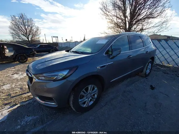 5GAERBKWXJJ284162 2018 BUICK ENCLAVE - Image 2