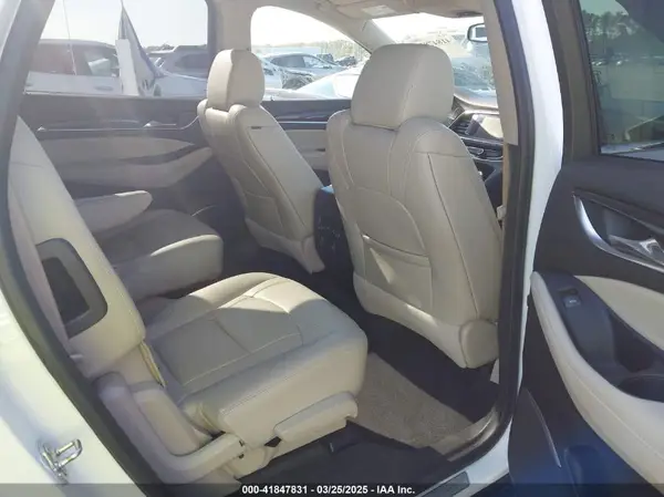 5GAERBKWXKJ178909 2019 BUICK ENCLAVE - Image 8