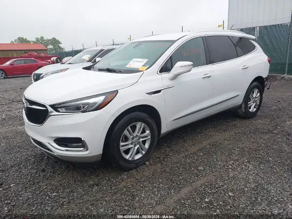 5GAERBKWXLJ122518 2020 BUICK ENCLAVE - Image 2