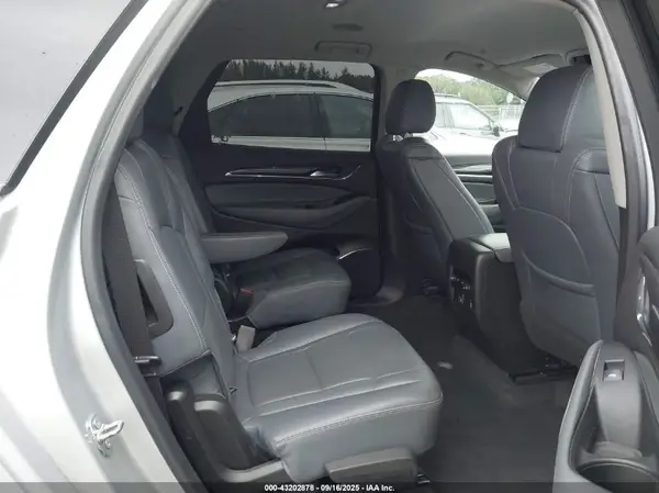 5GAERBKWXLJ314165 2020 BUICK ENCLAVE - Image 8