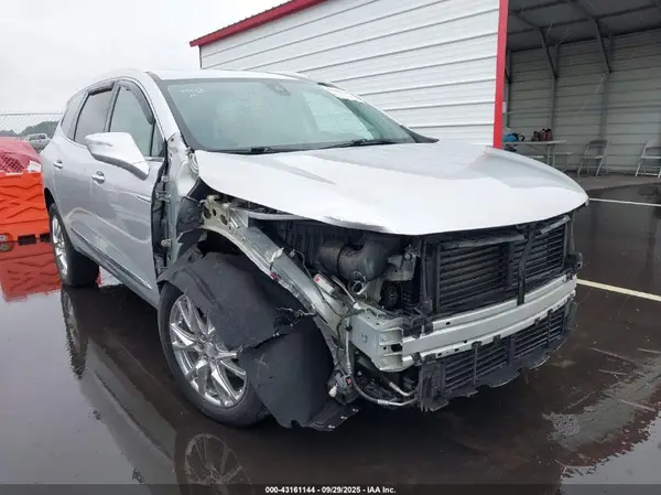 5GAERBKWXNJ145848 2022 BUICK ENCLAVE - Image 1
