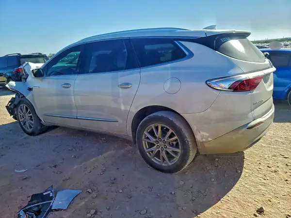 5GAERBKWXPJ103957 2023 BUICK ENCLAVE - Image 2