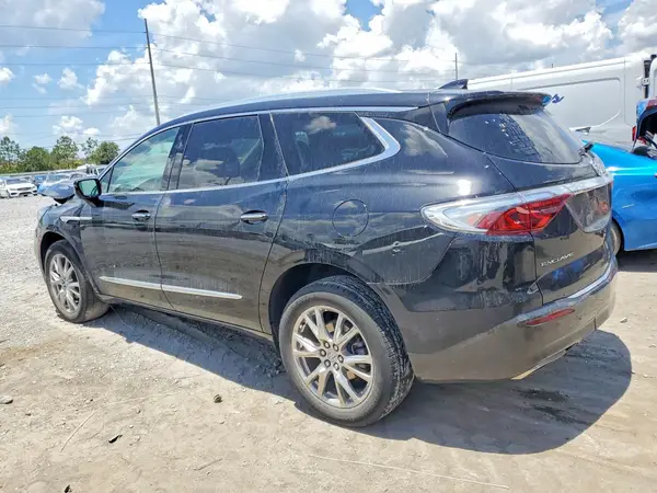 5GAERBKWXPJ135579 2023 BUICK ENCLAVE - Image 2