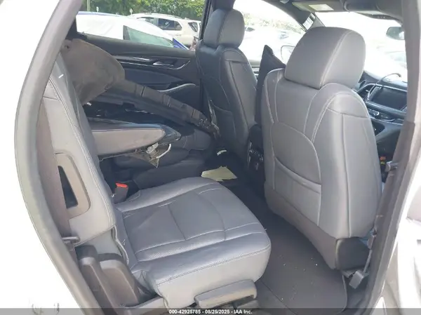 5GAERBKWXPJ227663 2023 BUICK ENCLAVE - Image 8