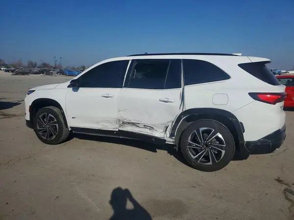 5GAERBRS3SJ102497 2025 BUICK ENCLAVE - Image 2