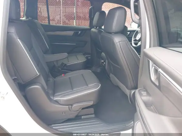 5GAERBRS5SJ107538 2025 BUICK ENCLAVE - Image 8