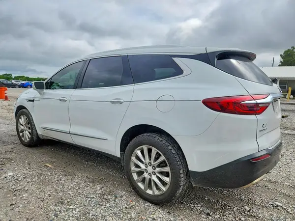 5GAERCKW0JJ212862 2018 BUICK ENCLAVE - Image 2