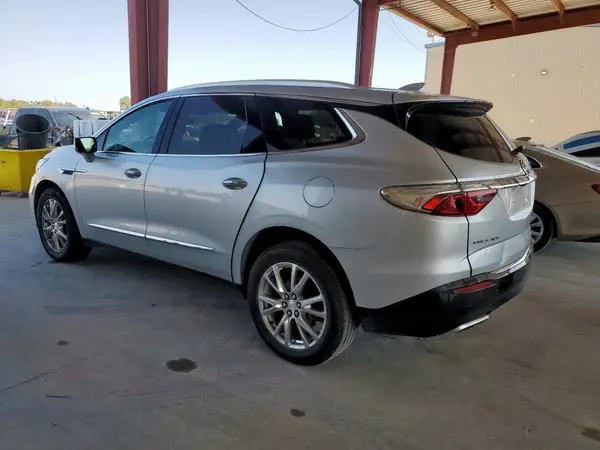 5GAERCKW0NJ122701 2022 BUICK ENCLAVE - Image 2